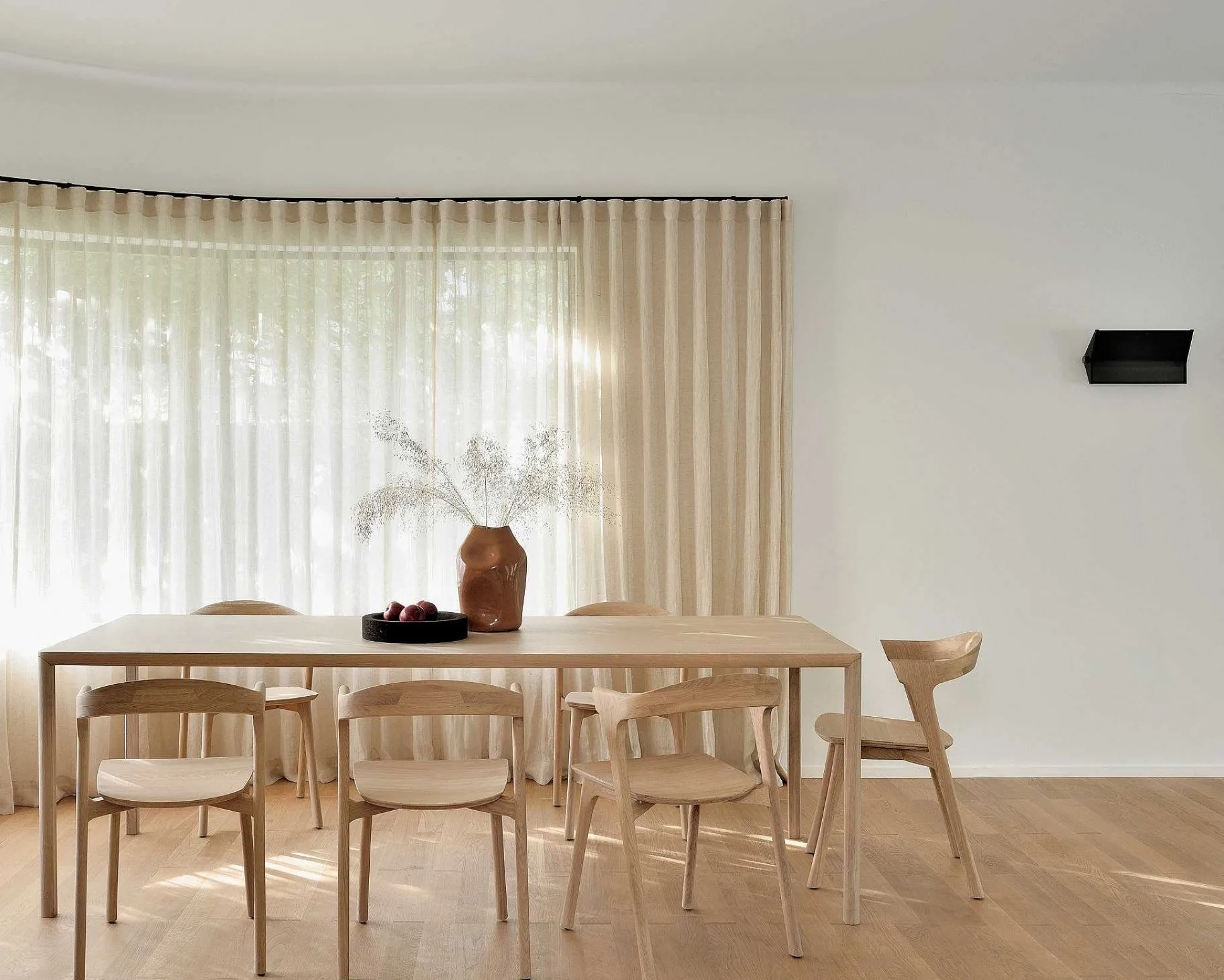 Air Dining Table, 94"