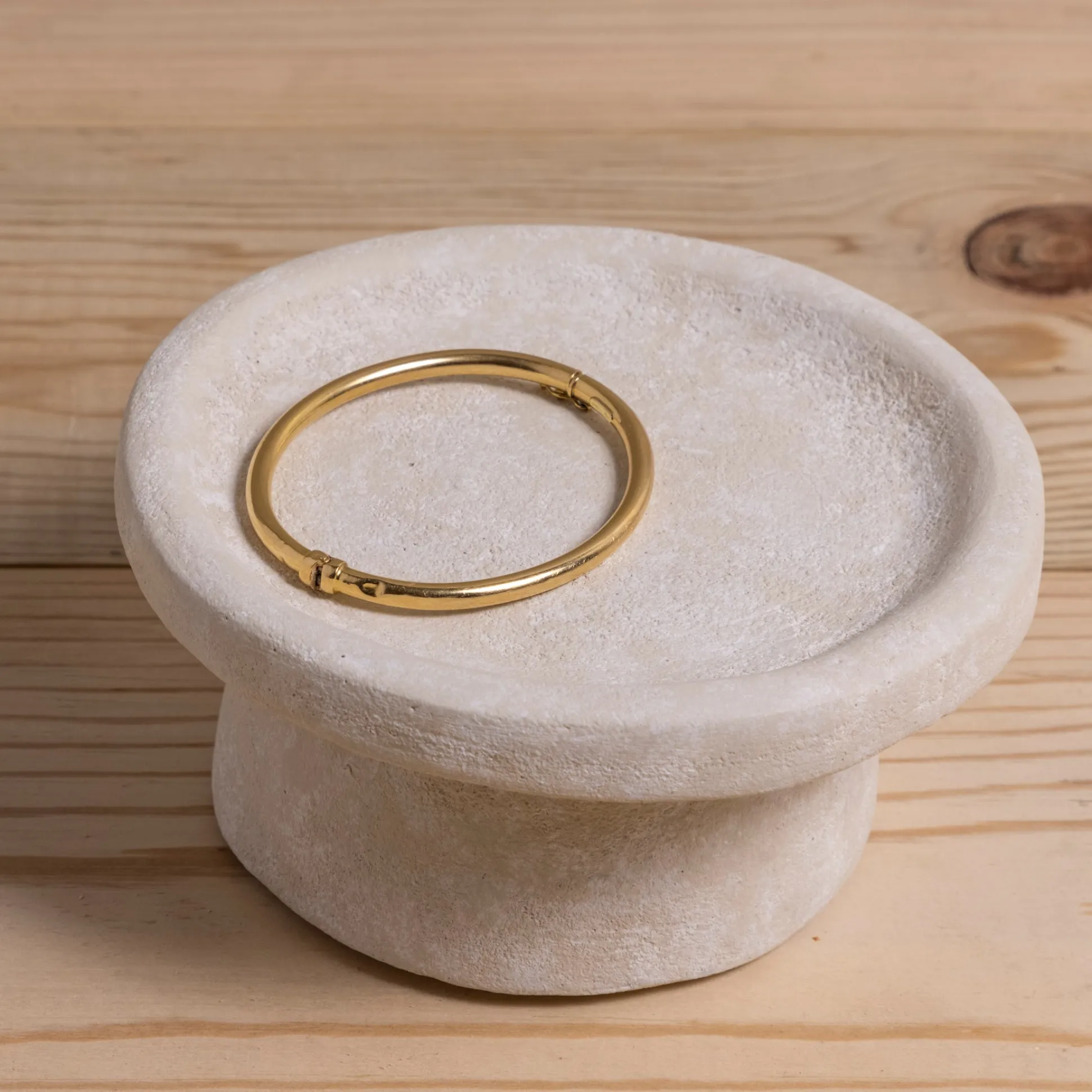 Calista Pedestal^Be Home Cheap