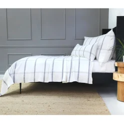 Copenhagen Throw, White & Grey^Be Home New