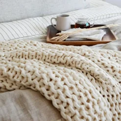 Finn Throw, Antique White^Be Home Store