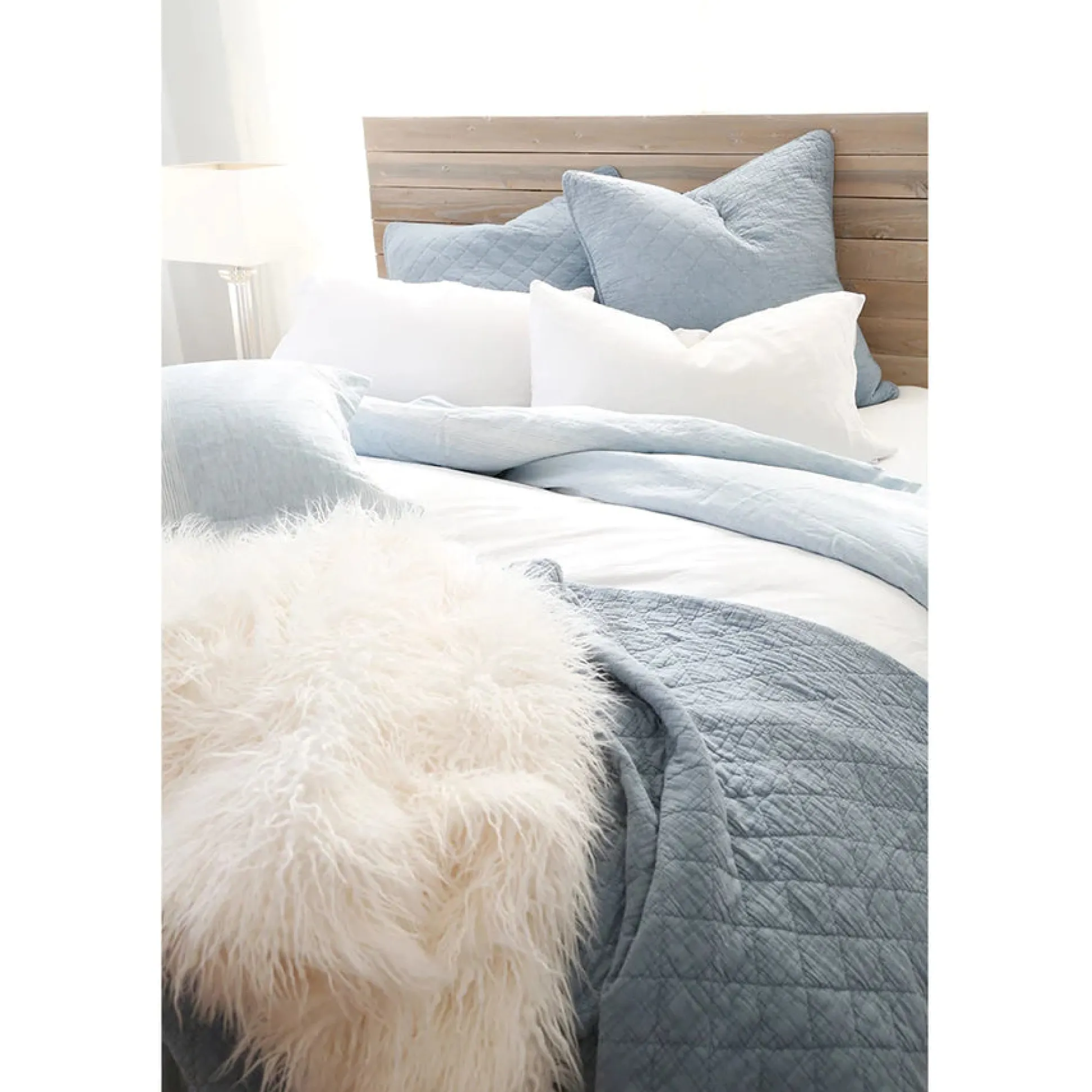 Huntington Queen Coverlet, Dusty Blue^Be Home Hot