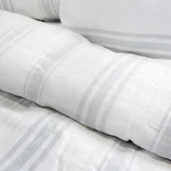 Jackson Big Pillow, White & Ocean^Be Home Hot