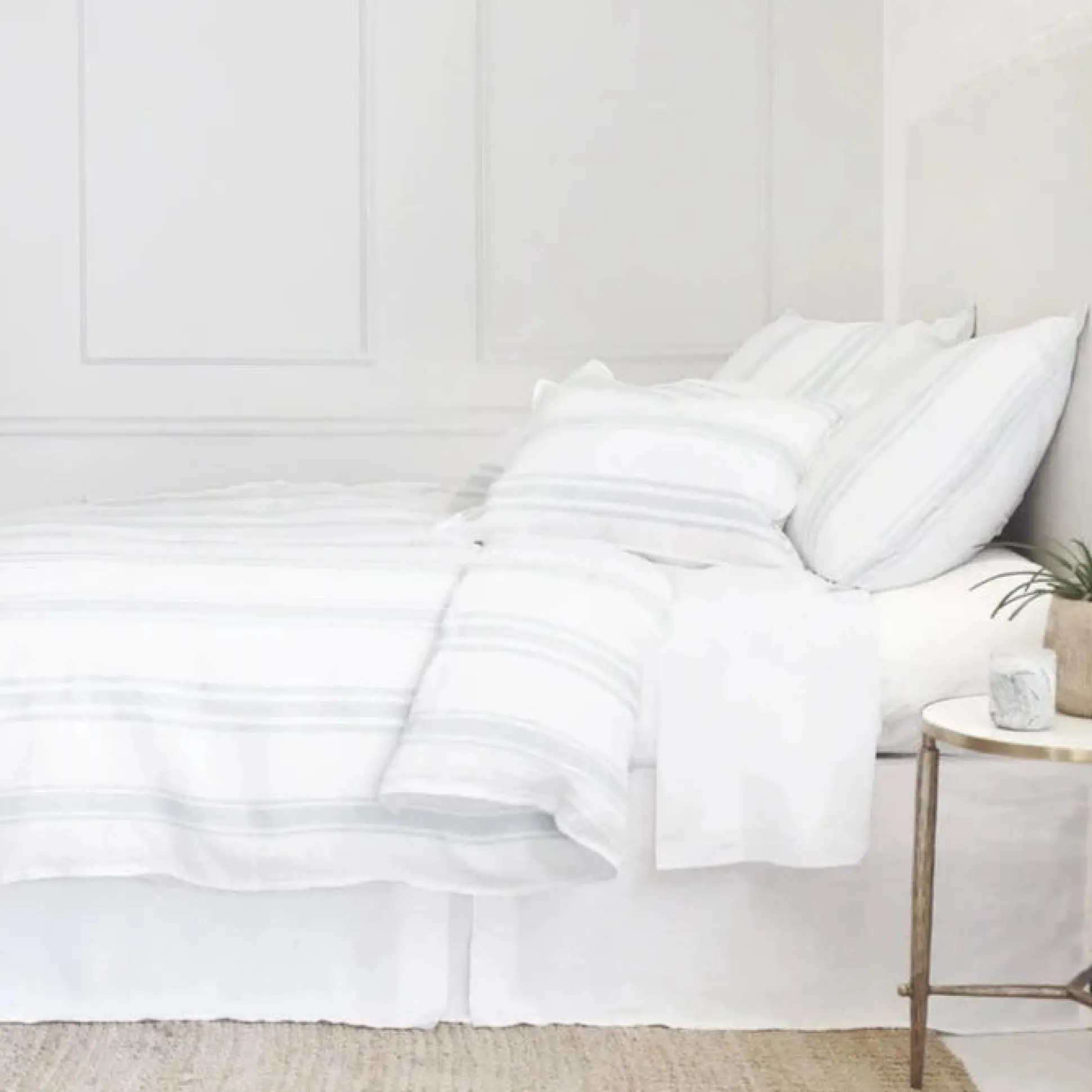 Jackson King Sham, White & Ocean^Be Home Cheap