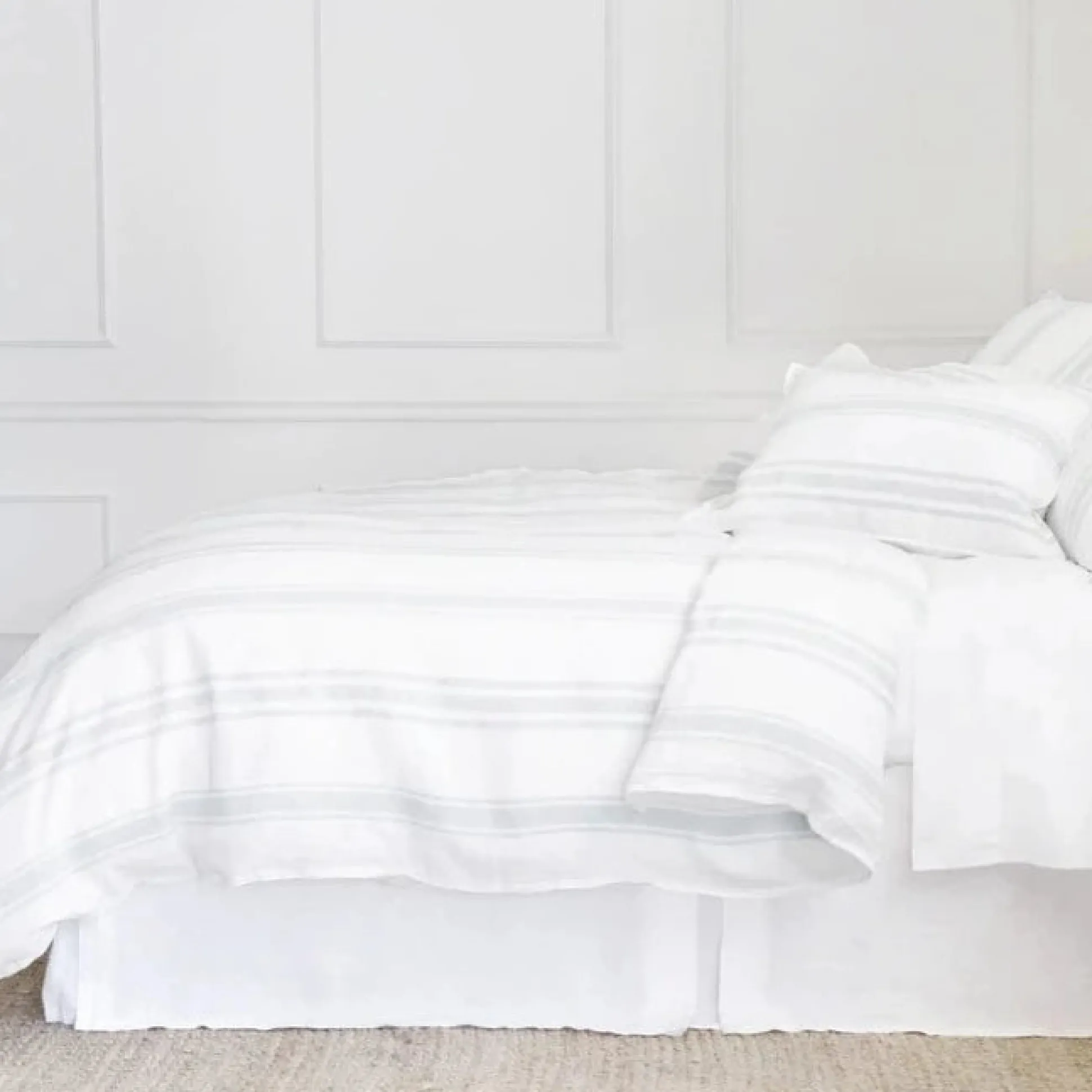 Jackson Queen Duvet Cover, White & Ocean^Be Home Best Sale