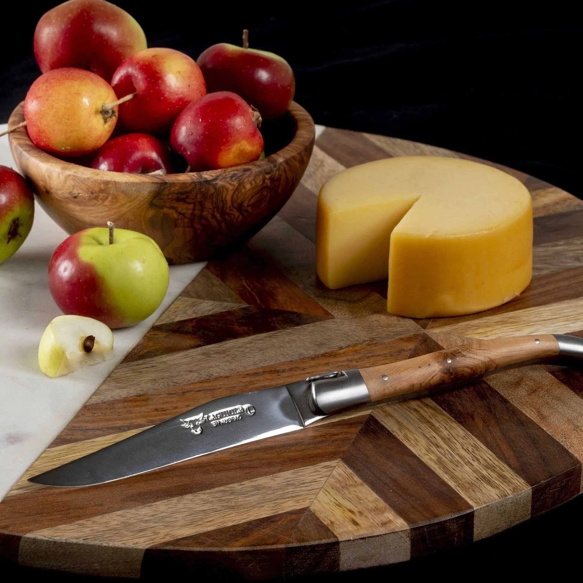 Laguiole en Aubrac Handcrafted Steak Knives, Set of 4, Juniper Wood