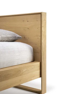 Nordic II Solid Oak Bed, King