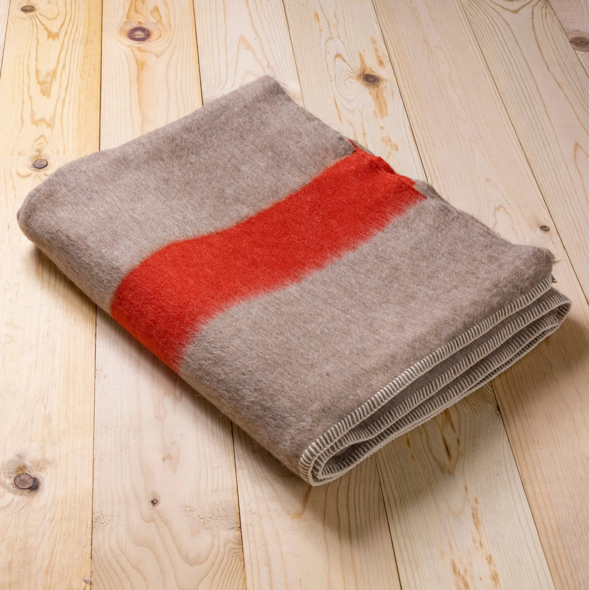 Siempre Blanket, Sand with Red Stripe^Be Home Outlet