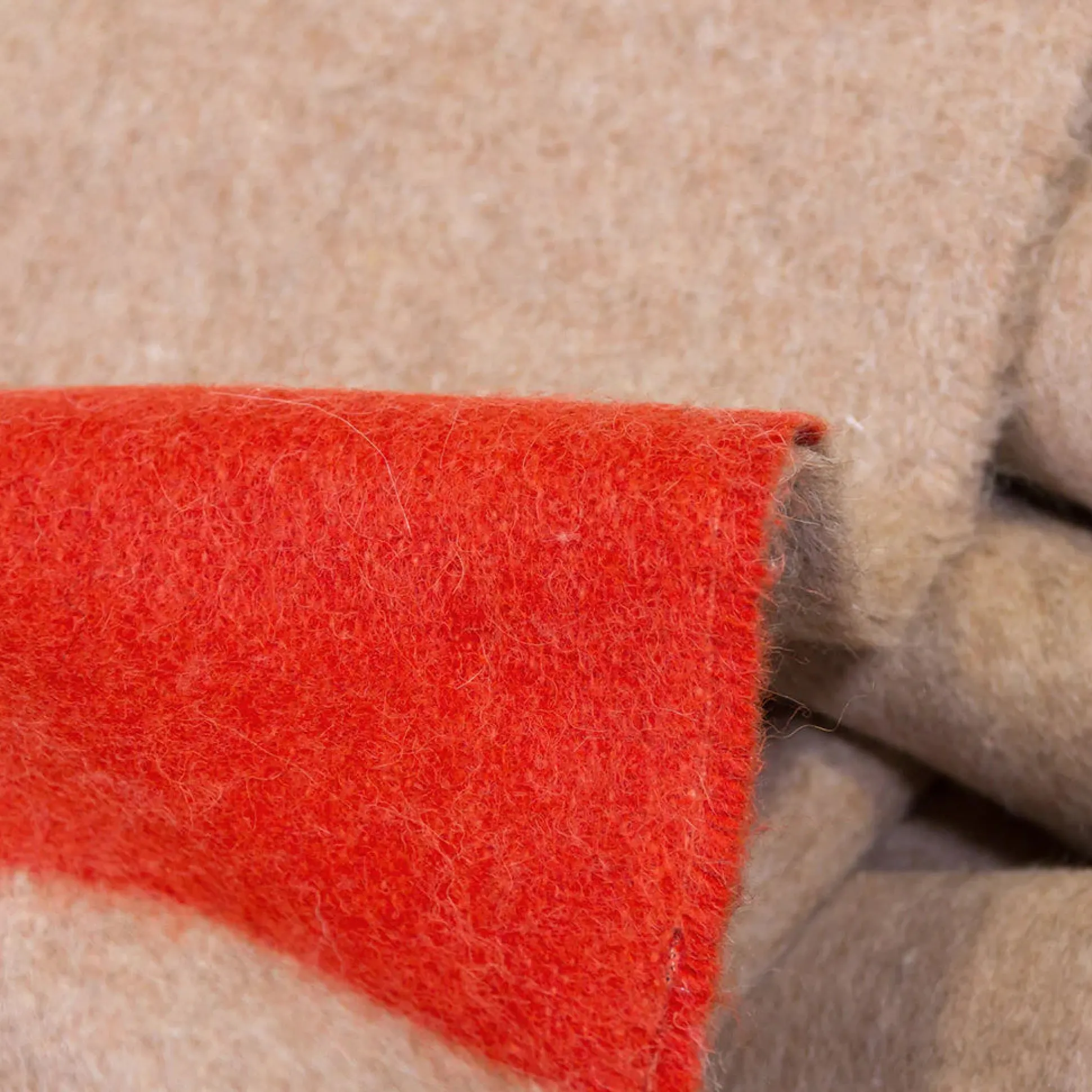 Siempre Blanket, Sand with Red Stripe^Be Home Outlet