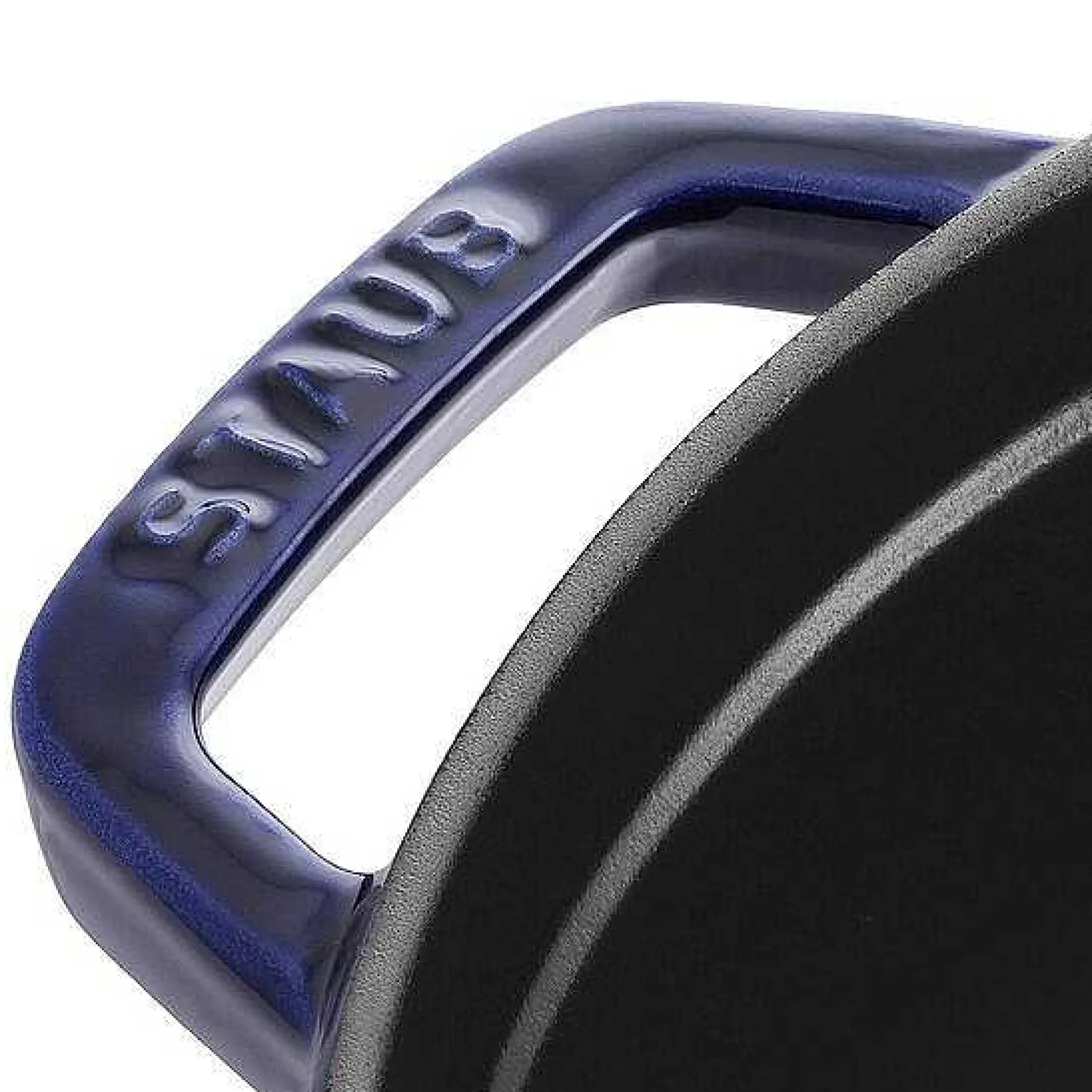 Staub Round Cocotte, 7qt, Dark Blue