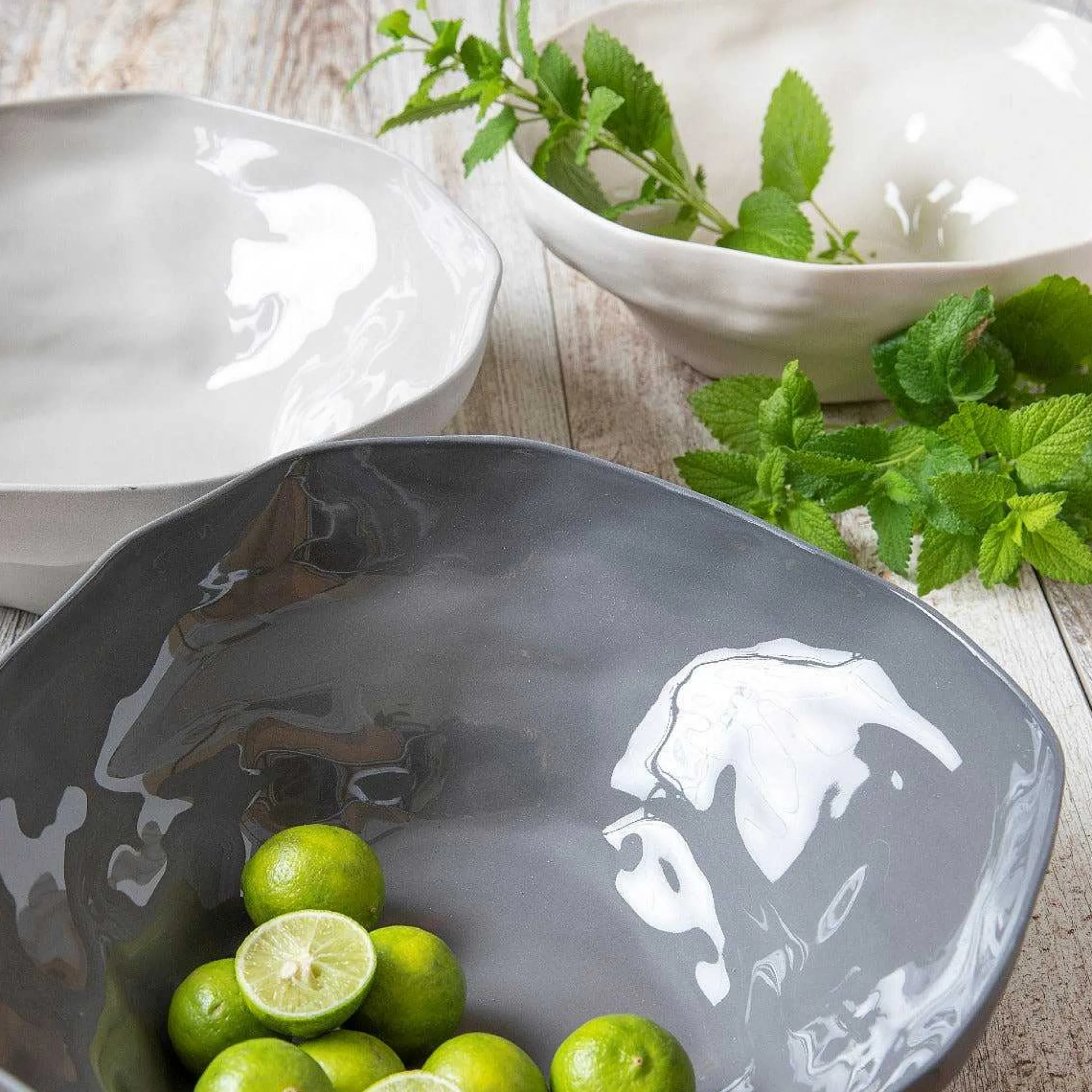 Tam Stoneware Small Serving Bowl, Pearl