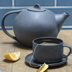 Tam Stoneware Teapot, Slate^Be Home Store