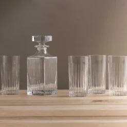 Timeless Crystal Decanter with Stopper